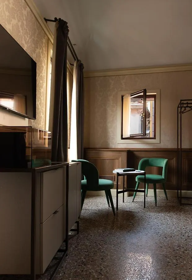 Hotel Eight Venezia  Venecia