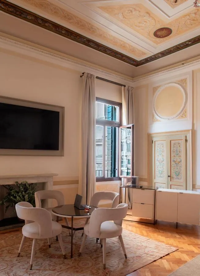 Eight Venezia Hotel